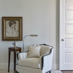 Robert Burg Design Chateau On Central Master Sitting Area